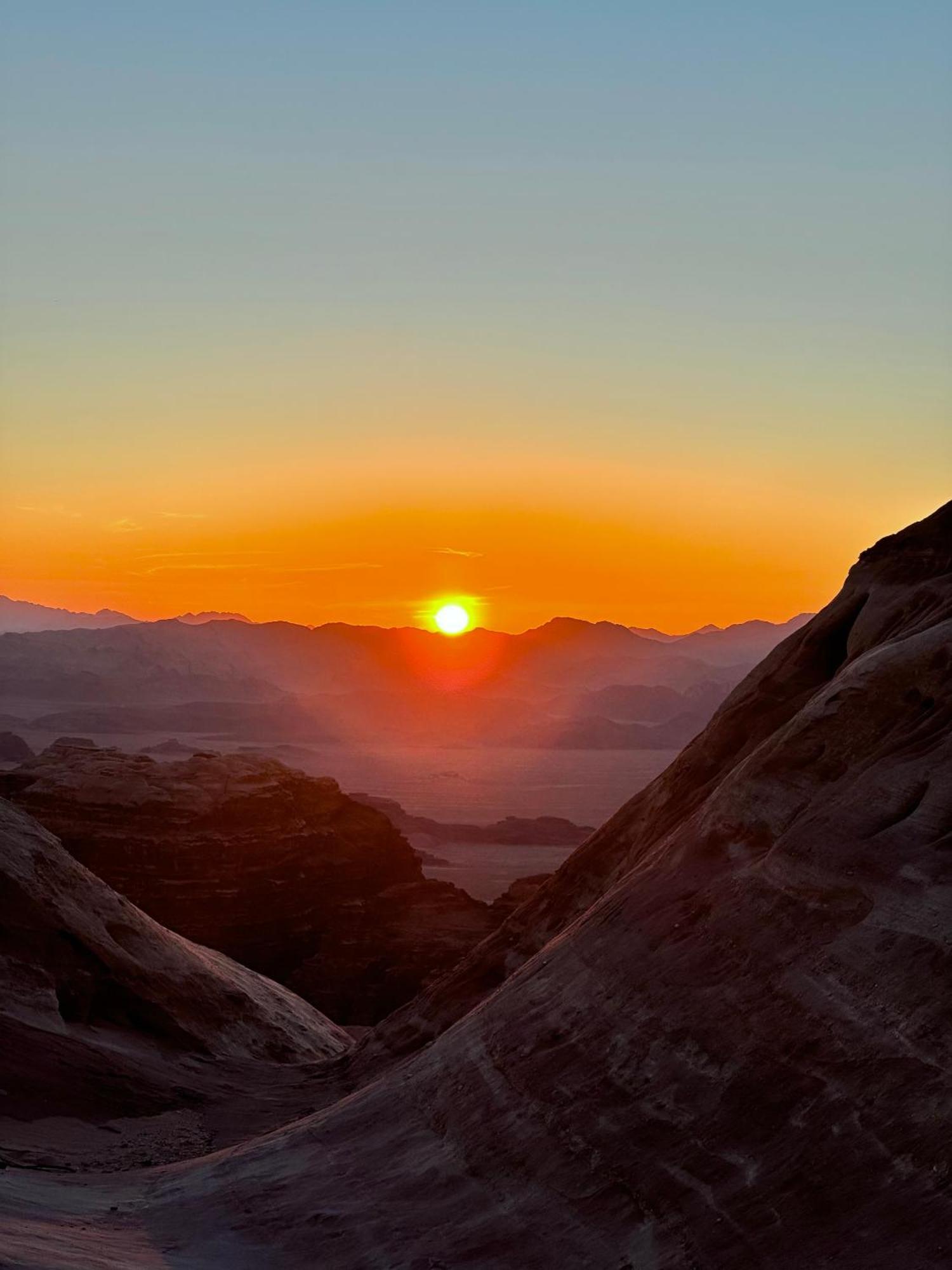 Hotel Wadirum Sunset Camp Wadi Rum Esterno foto